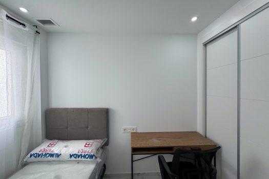 Can foreigners buy property in Spain — new apartment Torrevieja