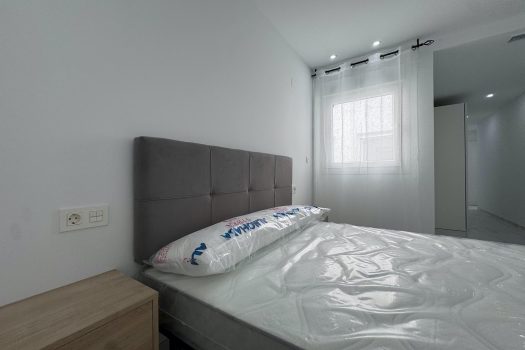 Can foreigners buy property in Spain — new apartment Torrevieja