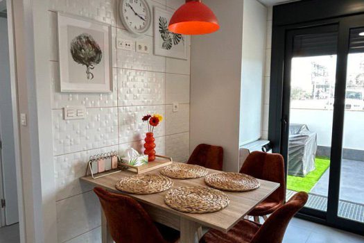 How much is rent in Spain – villa with pool